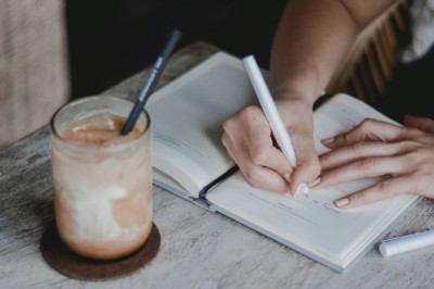 Sessiz terapi: Yazmak, ruhun kendi kendini onarma biçimidir